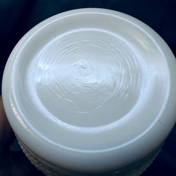 Vintage Cambridge Mount Vernon White Milk Glass Alcohol Decanter Bottle Decor - Picture 12 of 12